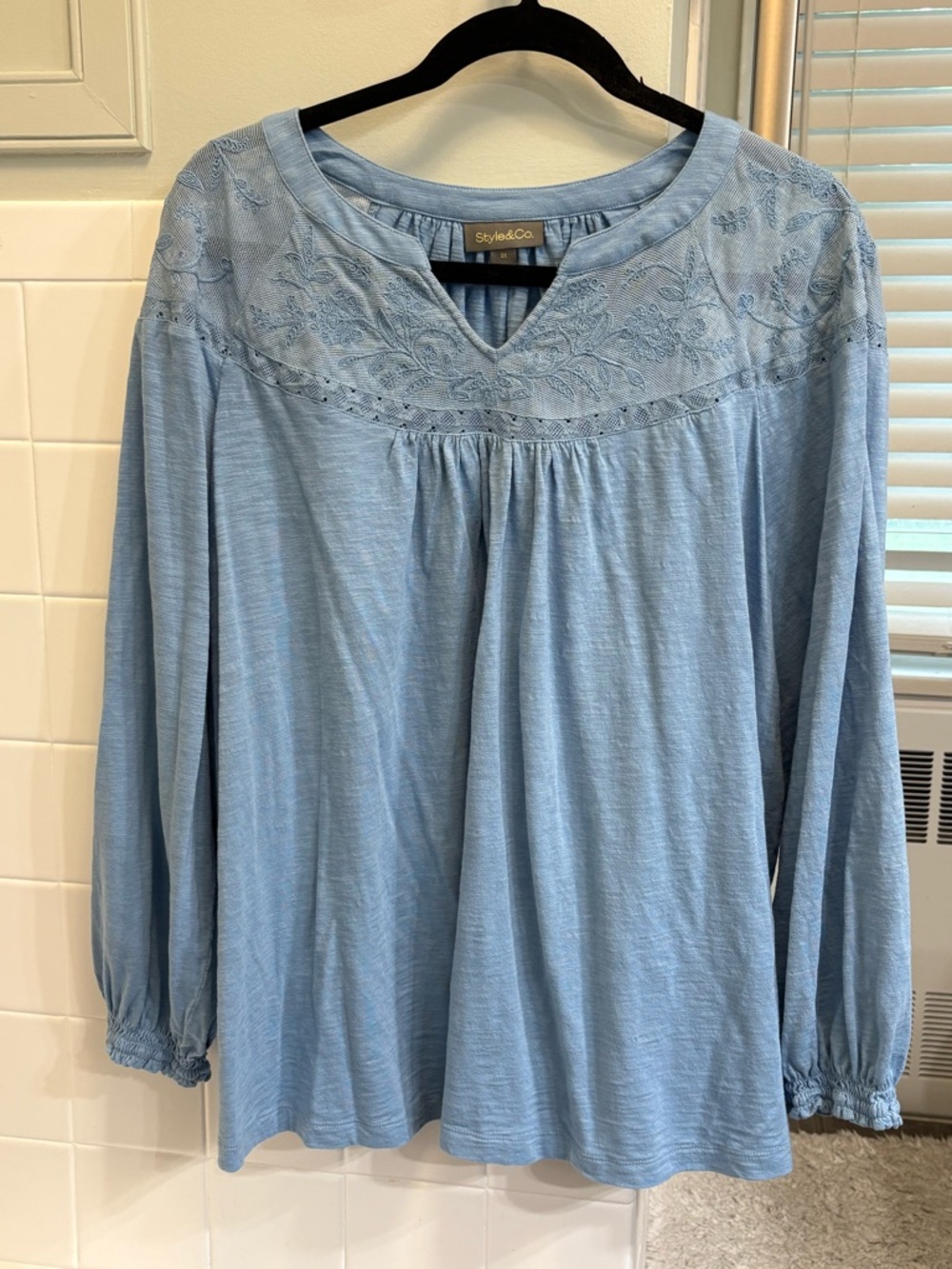 Style & co. 3X Blue Cotton blend lace detail peasant Top NWOT